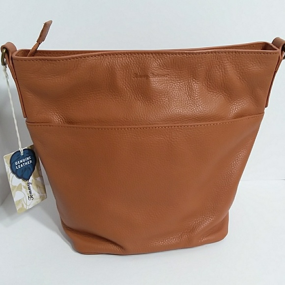 Tommy Bahama Handbags - TOMMY BAHAMAS CROSSBODY Tommy Bahama Handbags - TOMMY BAHAMAS CROSSBODY